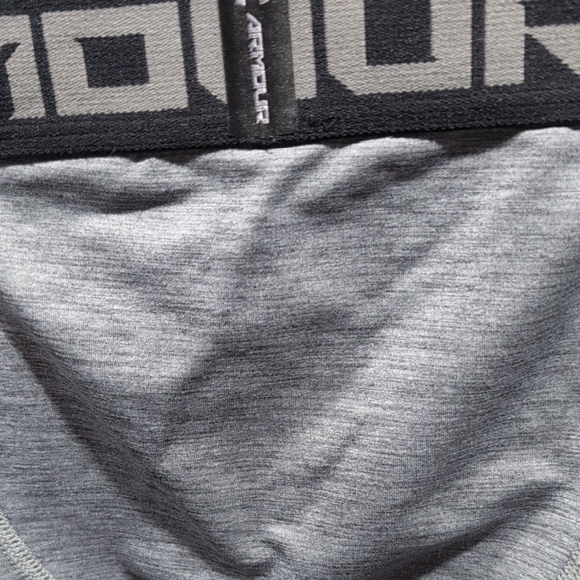 Under Armour Men's Heather Gray Boxer Briefs - Picture 4 of 4